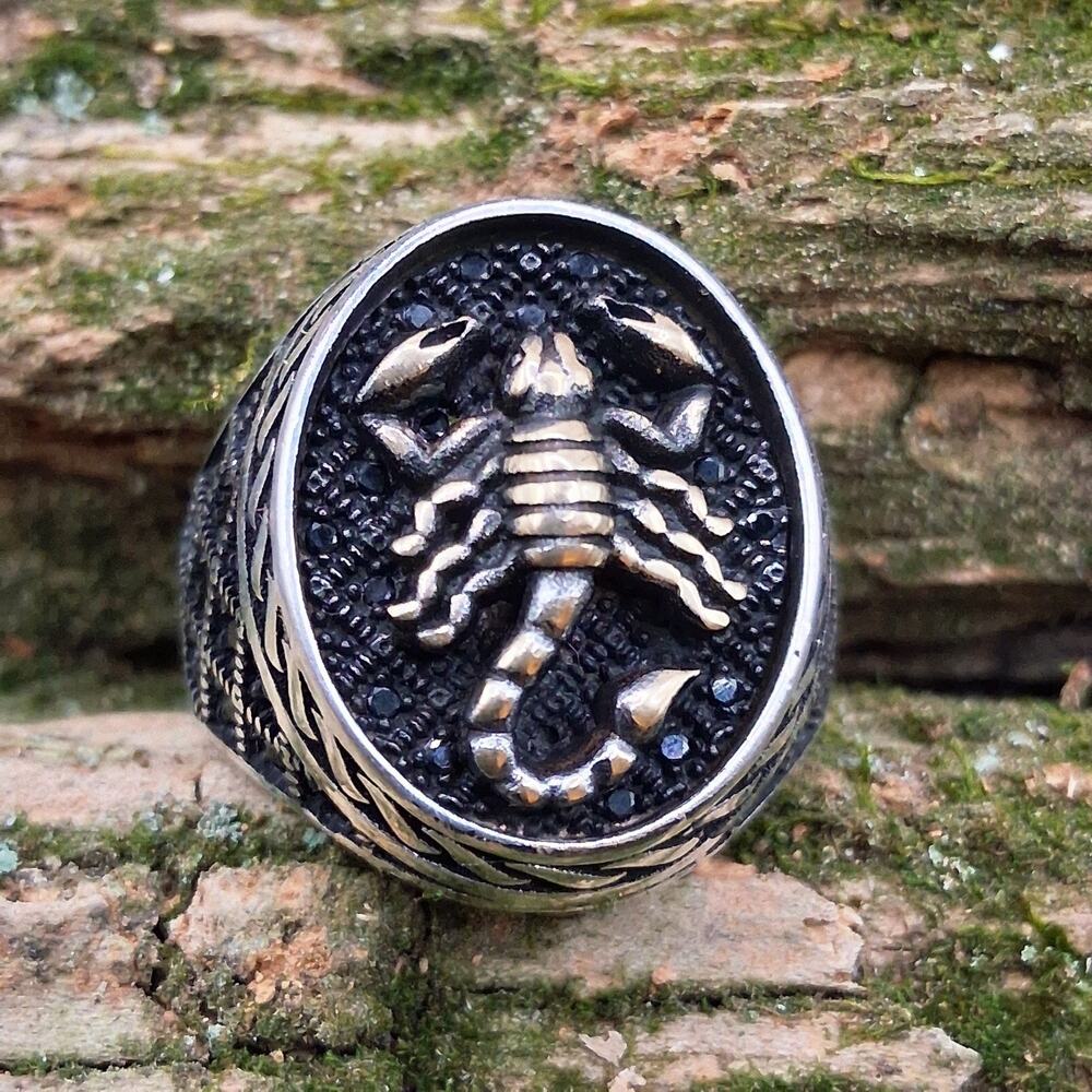 Men's Sterling Silver Scorpion Ring Size 10 Gothic Biker Gold Tone Black Stones